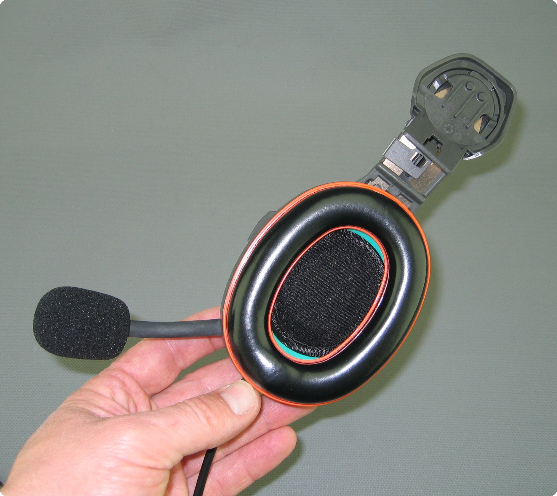 cápsula técnica compatible con casco Husqvarna con cable en espiral para teléfono