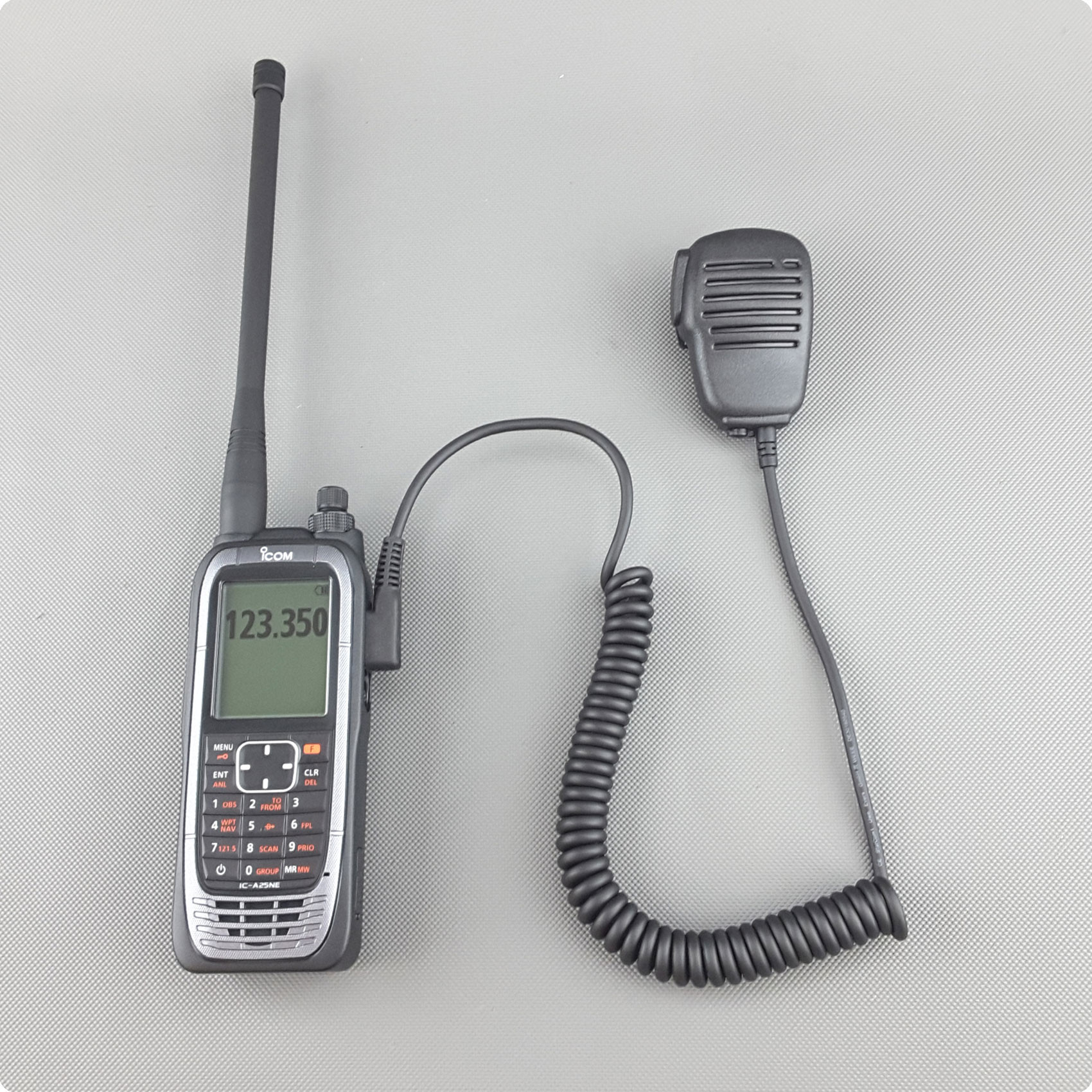 Micrófono para radios de avión Icom IC-A25NU