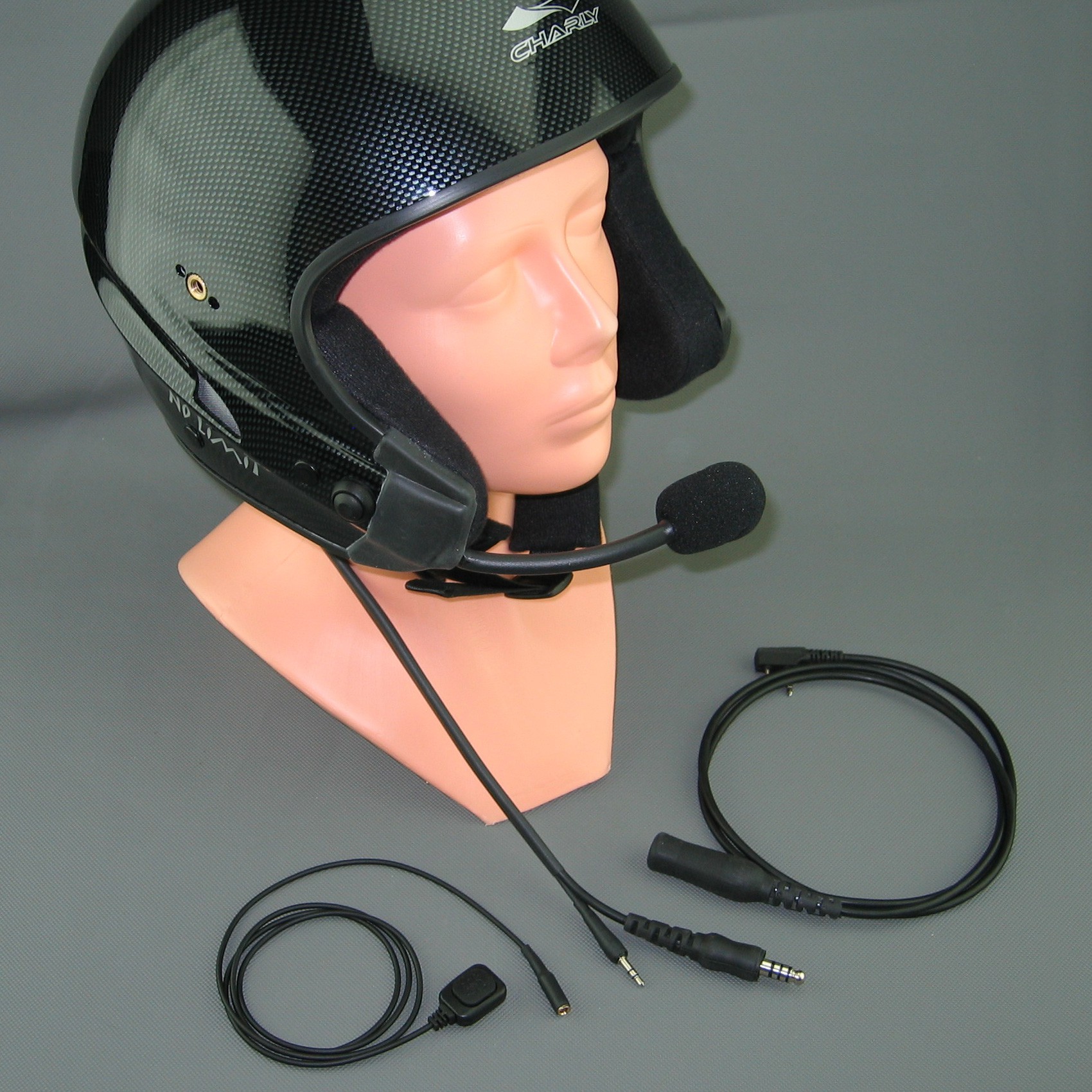 Instalacion de intercomunicador en casco Charly no limit