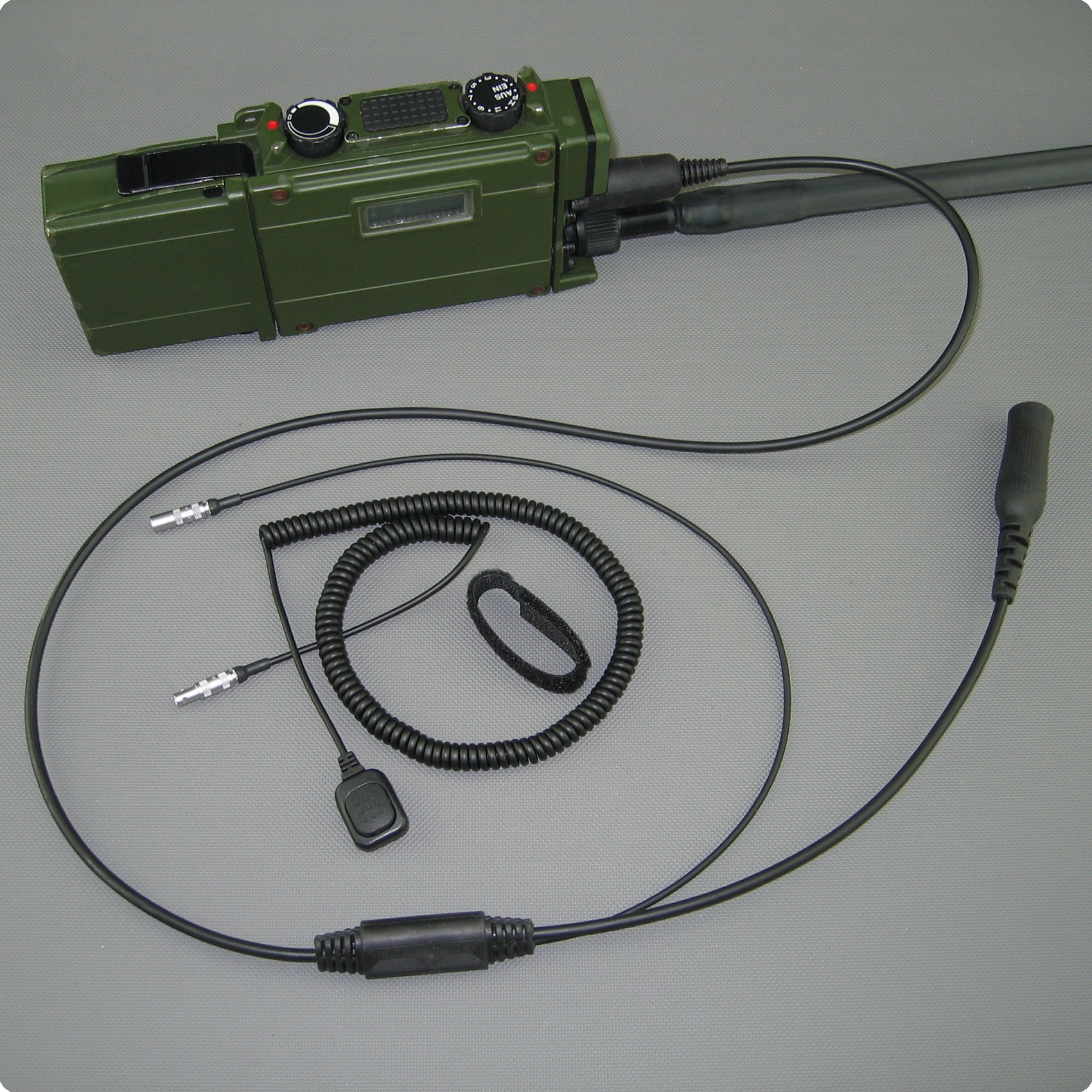 Cable con botón PTT FL4-DK-SK para radio SEM 52 SL